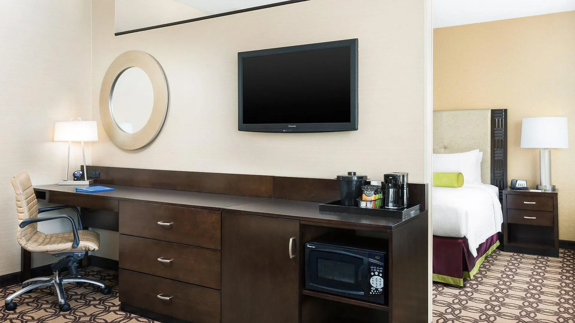 Fairfield Inn & Suites By Marriott New York Midtown Manhattan/Penn Station Hotel