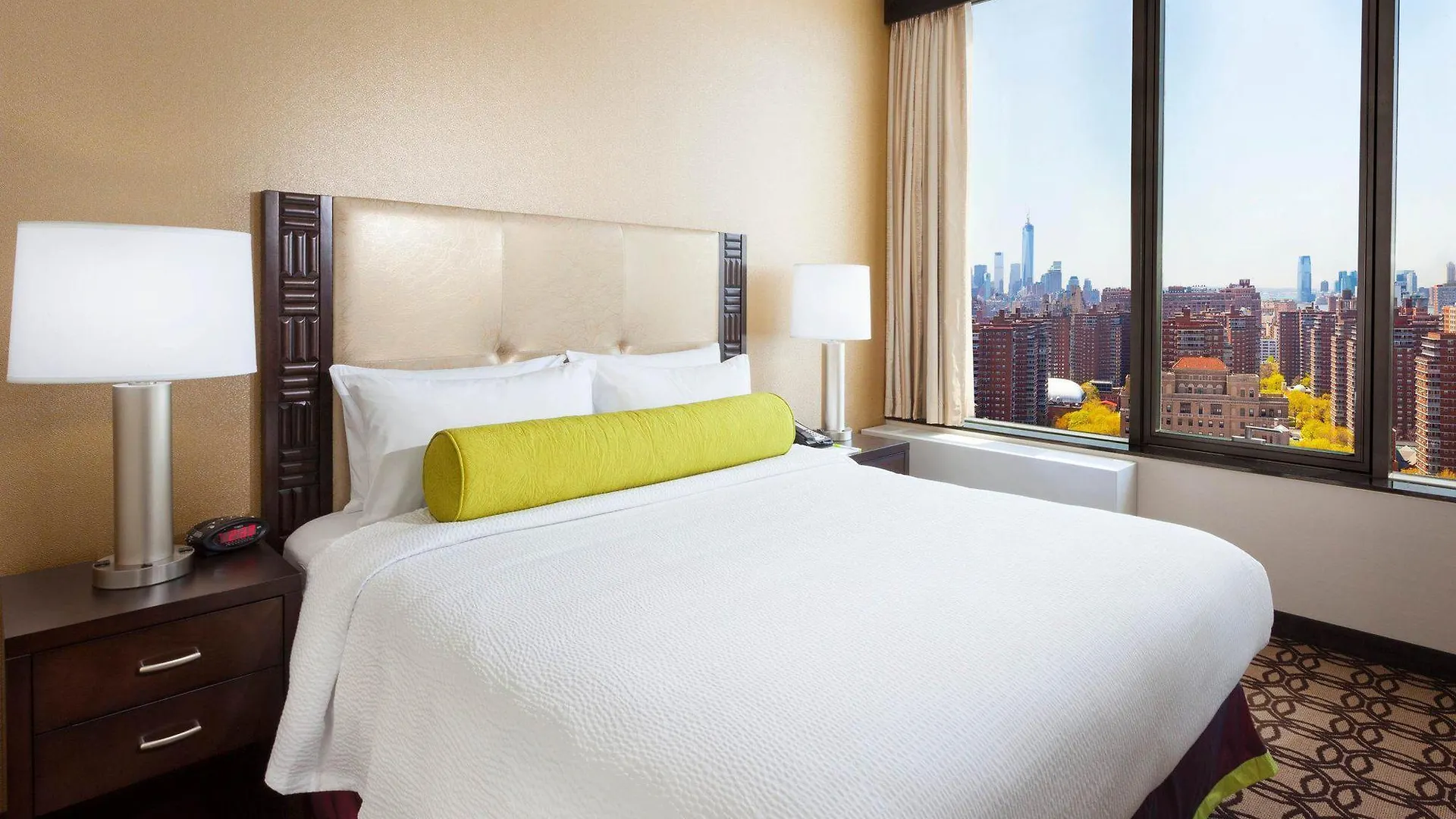 Fairfield Inn & Suites By Marriott New York Midtown Manhattan/Penn Station Hotel