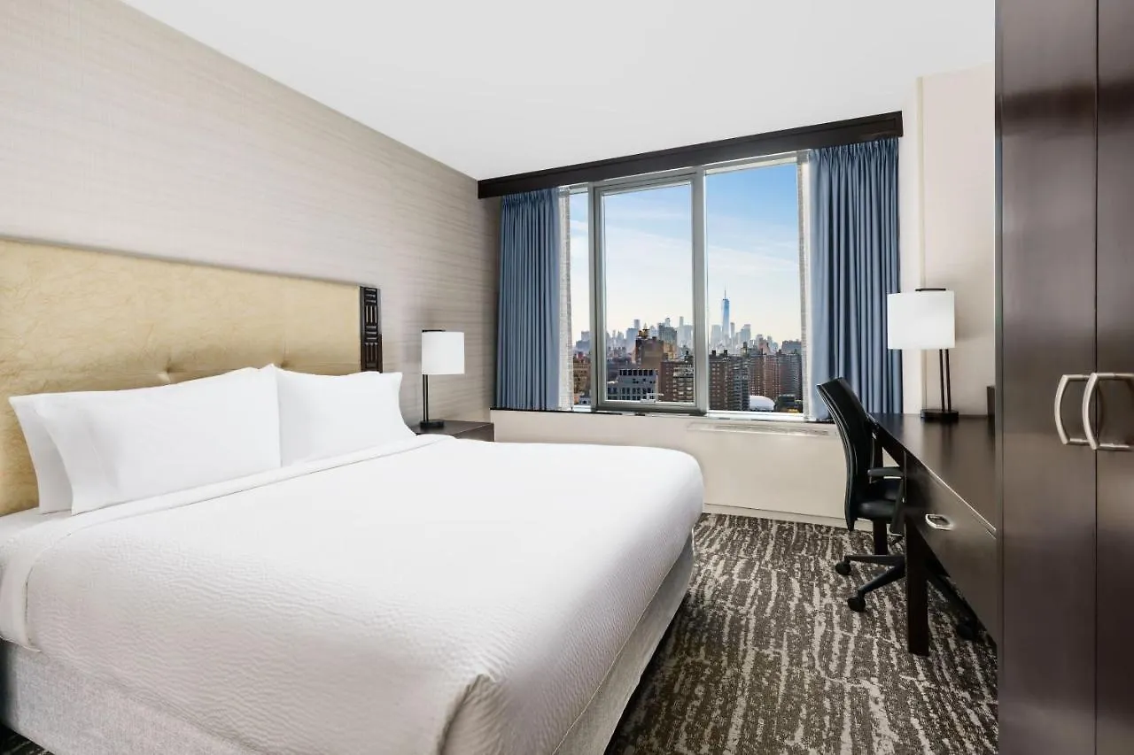 Fairfield Inn & Suites By Marriott New York Midtown Manhattan/Penn Station 4*,