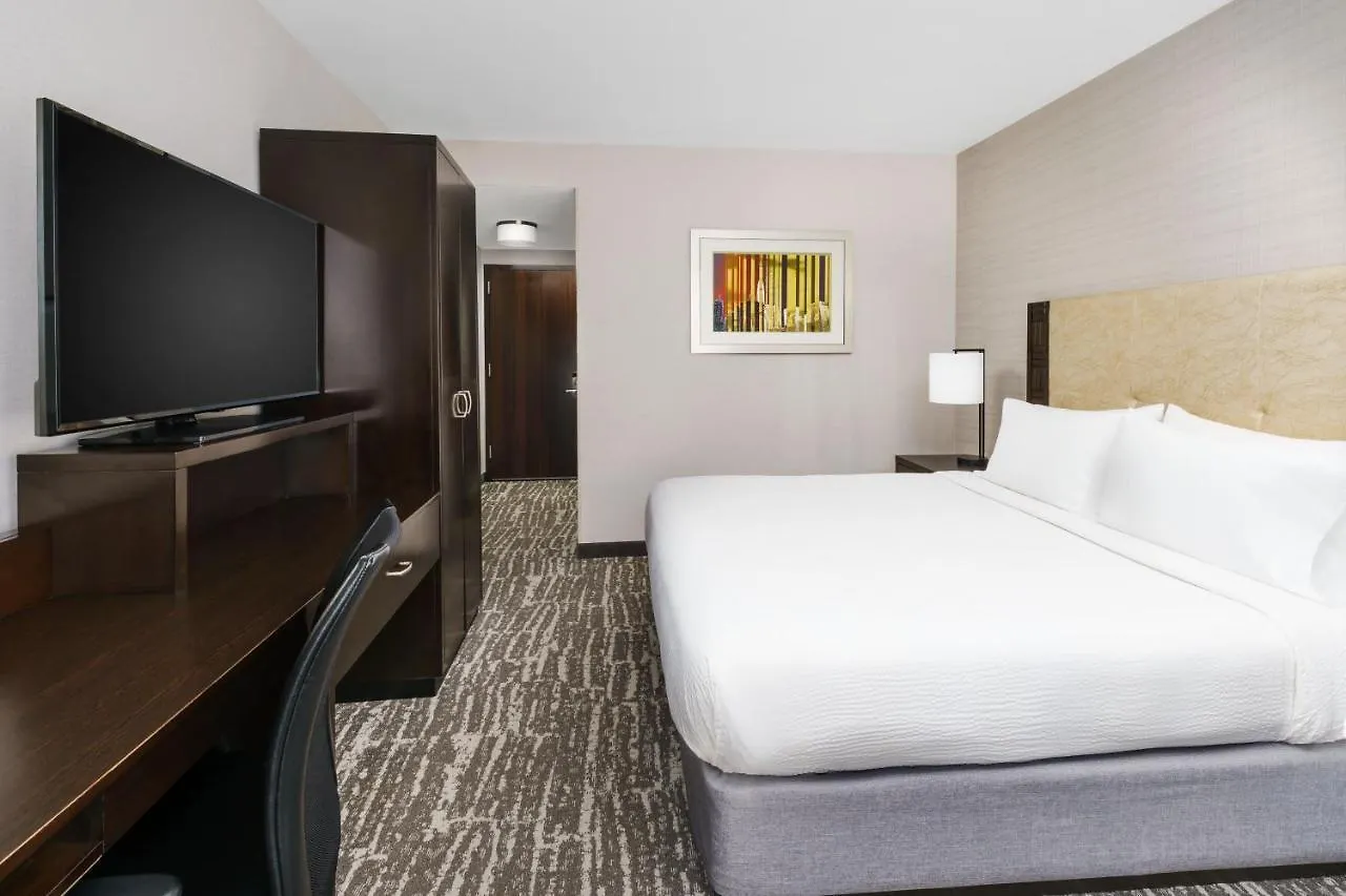 Отель Fairfield Inn & Suites By Marriott New York Midtown Manhattan/Penn Station