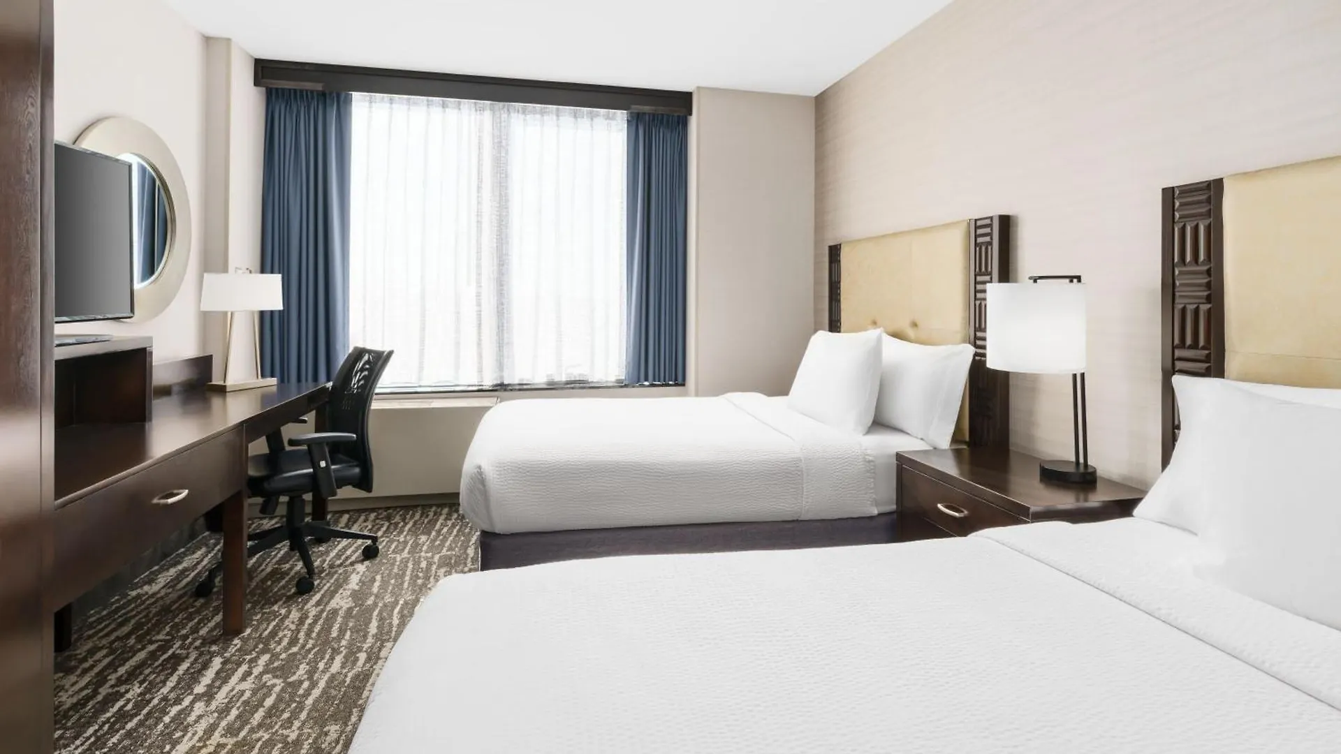 Fairfield Inn & Suites By Marriott New York Midtown Manhattan/Penn Station 4*,